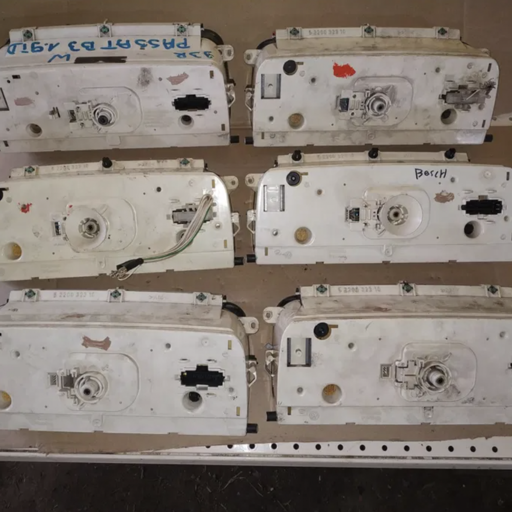 Купити Панель приборов, приборка б/у,  VW Пассат Б3, Б4, T4, Транспортер  в Шепетівка на bibibka.com 1