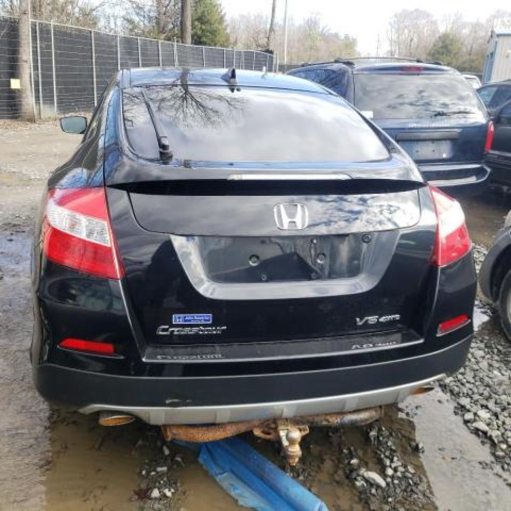 Купити Honda Crosstour крило заднє, запчастини.  в Жовква на bibibka.com 0